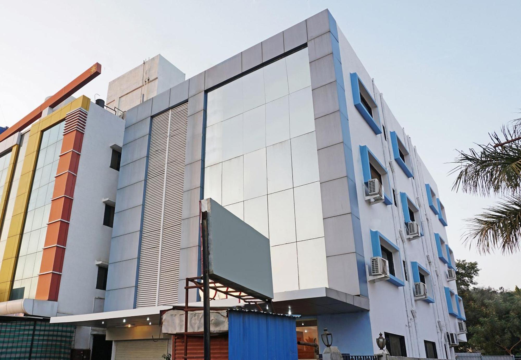 Super Hotel O Shirdi Sai Inn Exterior photo