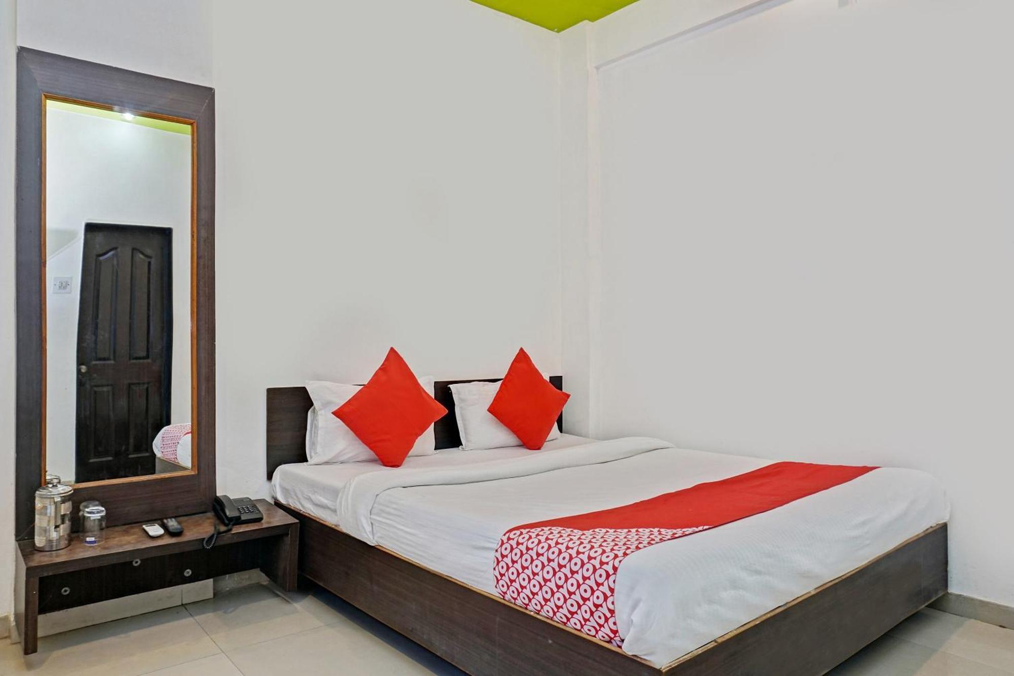 Super Hotel O Shirdi Sai Inn Exterior photo